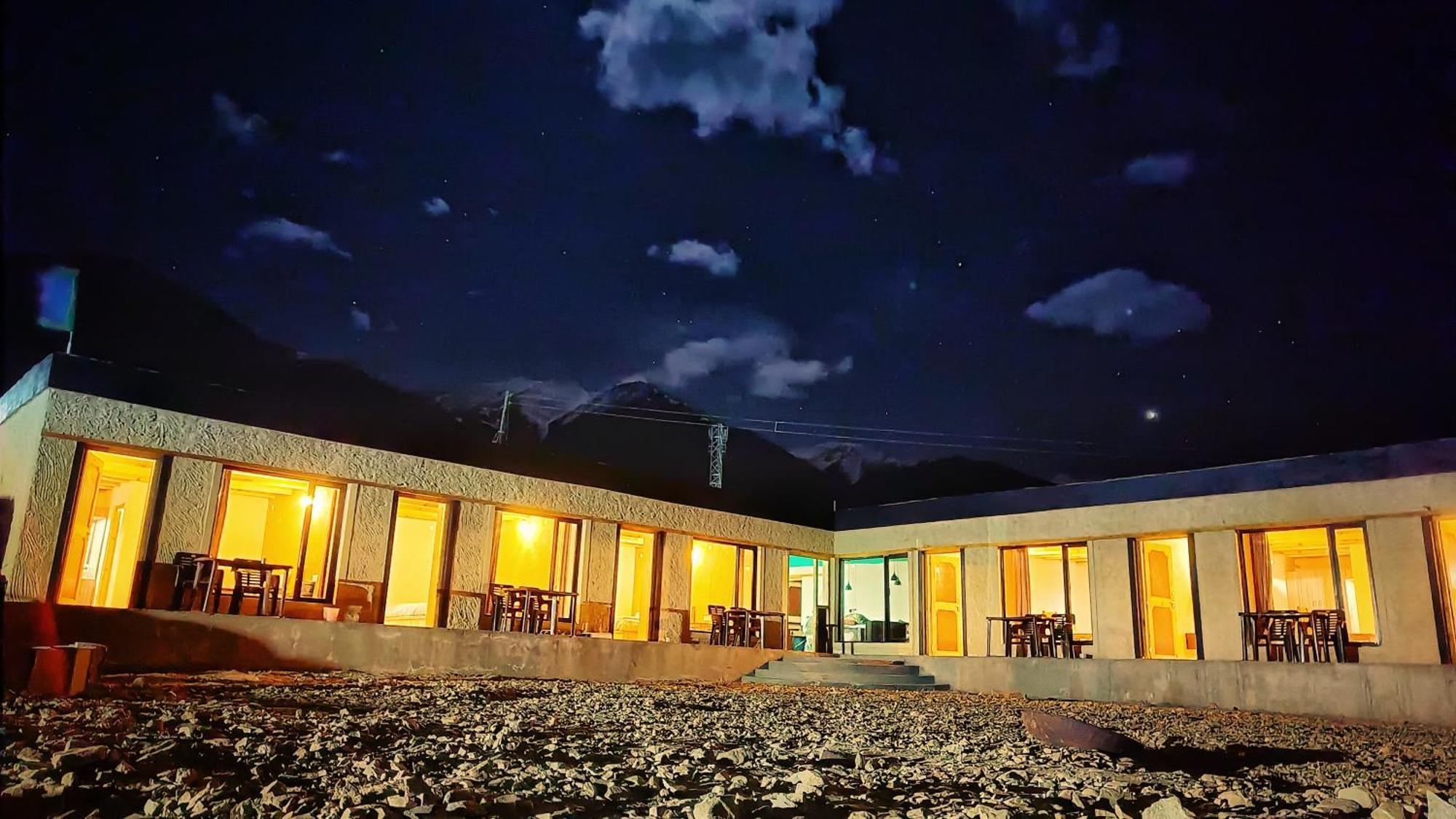 Mystic Pangong Hotel Spangmik Exterior photo